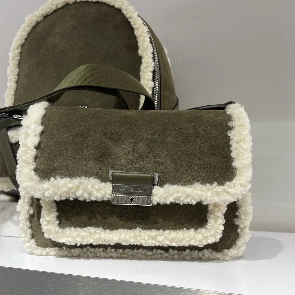 MICHAEL KORS Bradshaw Medium Suede and Faux Shearling Messenger Bag Olive  NWT